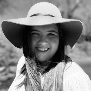 Meet your Posher, Addison